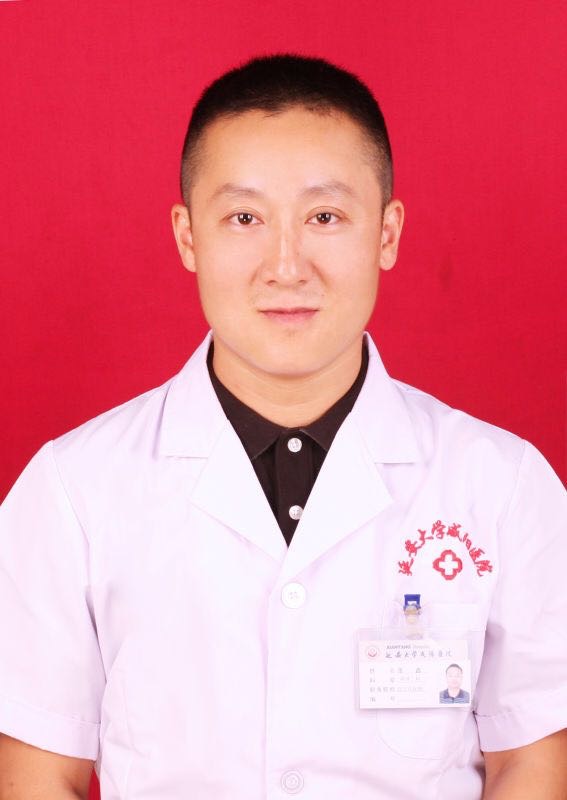 游文良 副主任医师